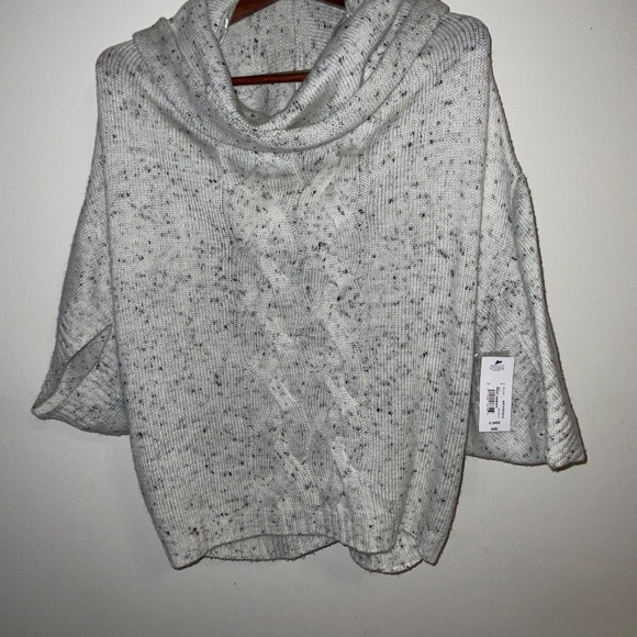 a.n.a. Cable‑Knit Poncho Sweater – Size XL, Frost Donegal (New with Tags) - Picture 5 of 5